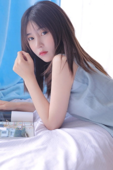 诱人的乳